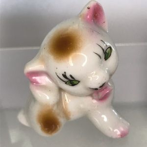 VINTAGE JAPANESE Porcelain White, Pink & Brown Kitten Cat Miniature Figurine